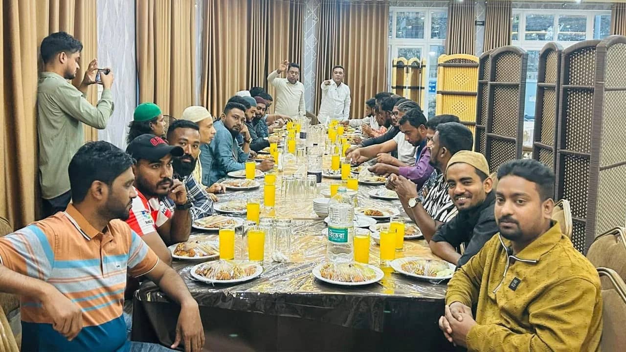 নিষিদ্ধ ঘোষিত আ.লীগ-যুবলীগের ইফতার ঘিরে ওসমানীনগরে আলোচনা-সমালোচনা- খবরটির স্থিরচিত্র