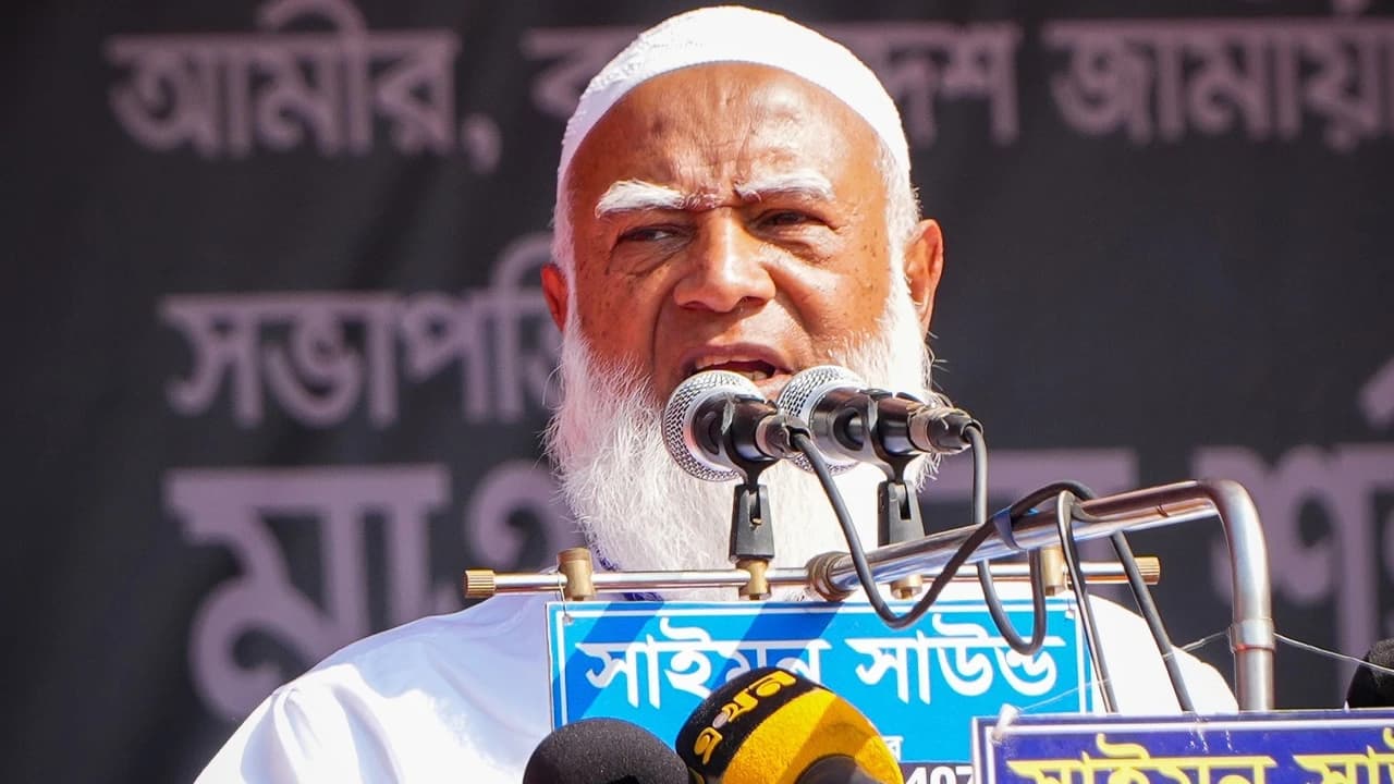 বাংলাদেশ ব্যাংকের ঘটনায় সরকারের বিরুদ্ধে অভিযোগ ডা. শফিকুর রহমানের- খবরের থাম্বনেইল ফটো