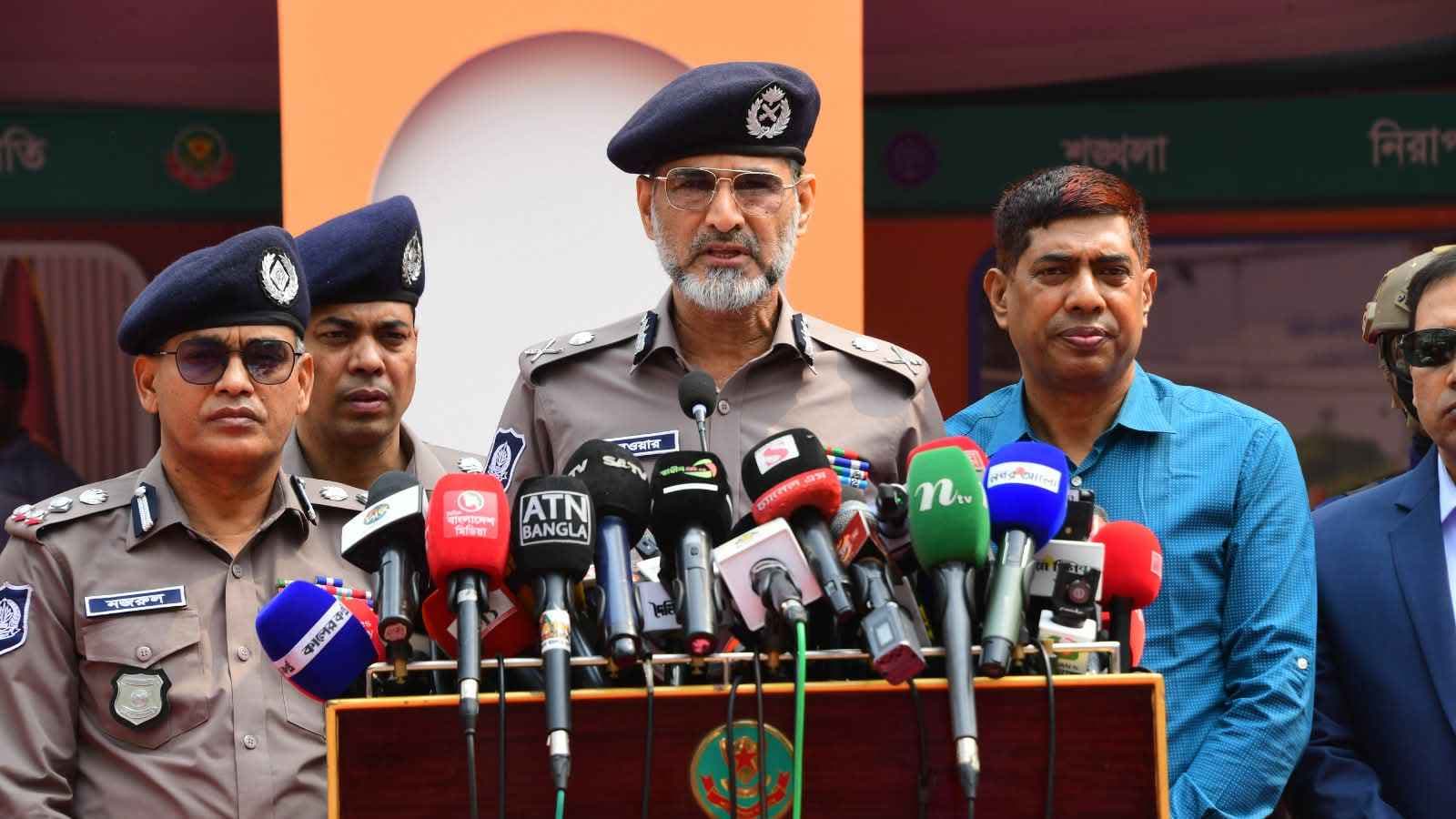 এবারের বইমেলায় কোনো মবের আশঙ্কা নেই: ডিএমপি- খবরের থাম্বনেইল ফটো