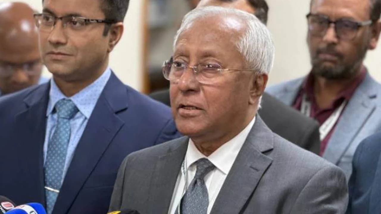 ত্রয়োদশ সংসদ নির্বাচনে ভোট পড়েছে ৫৯.৪৪%, গণভোটে হ্যাঁ ৬০.২৬%- খবরের থাম্বনেইল ফটো