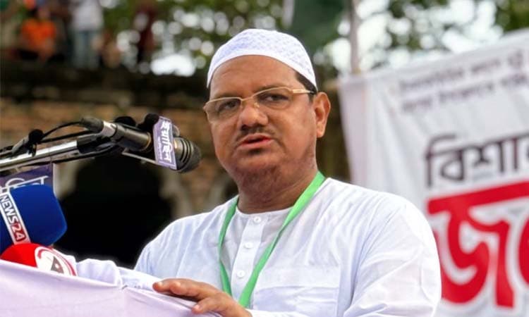 ‘বিএনপি একটা কুফা দল’ চরমোনাই পীরের নামে ভাইরাল বক্তব্যটি মিথ্যা- খবরের থাম্বনেইল ফটো