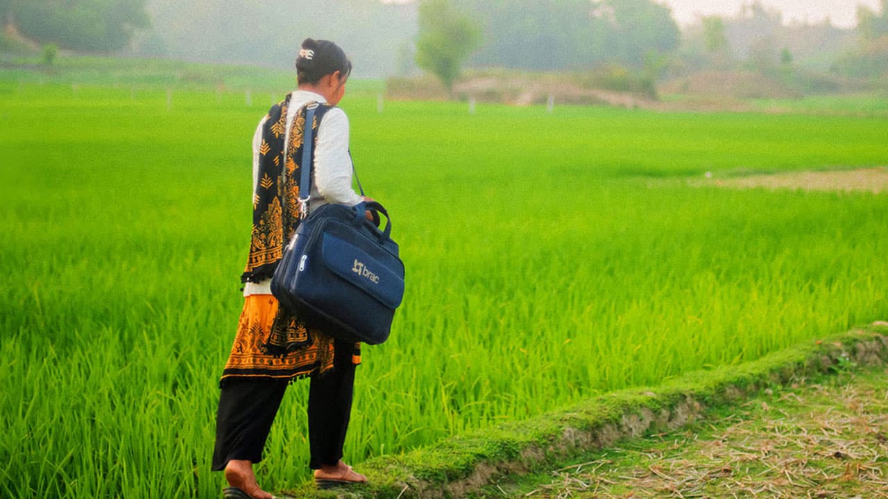 ব্র্যাক এনজিও-তে চাকরি, সপ্তাহে শুক্র-শনিবার ছুটি- খবরের থাম্বনেইল ফটো