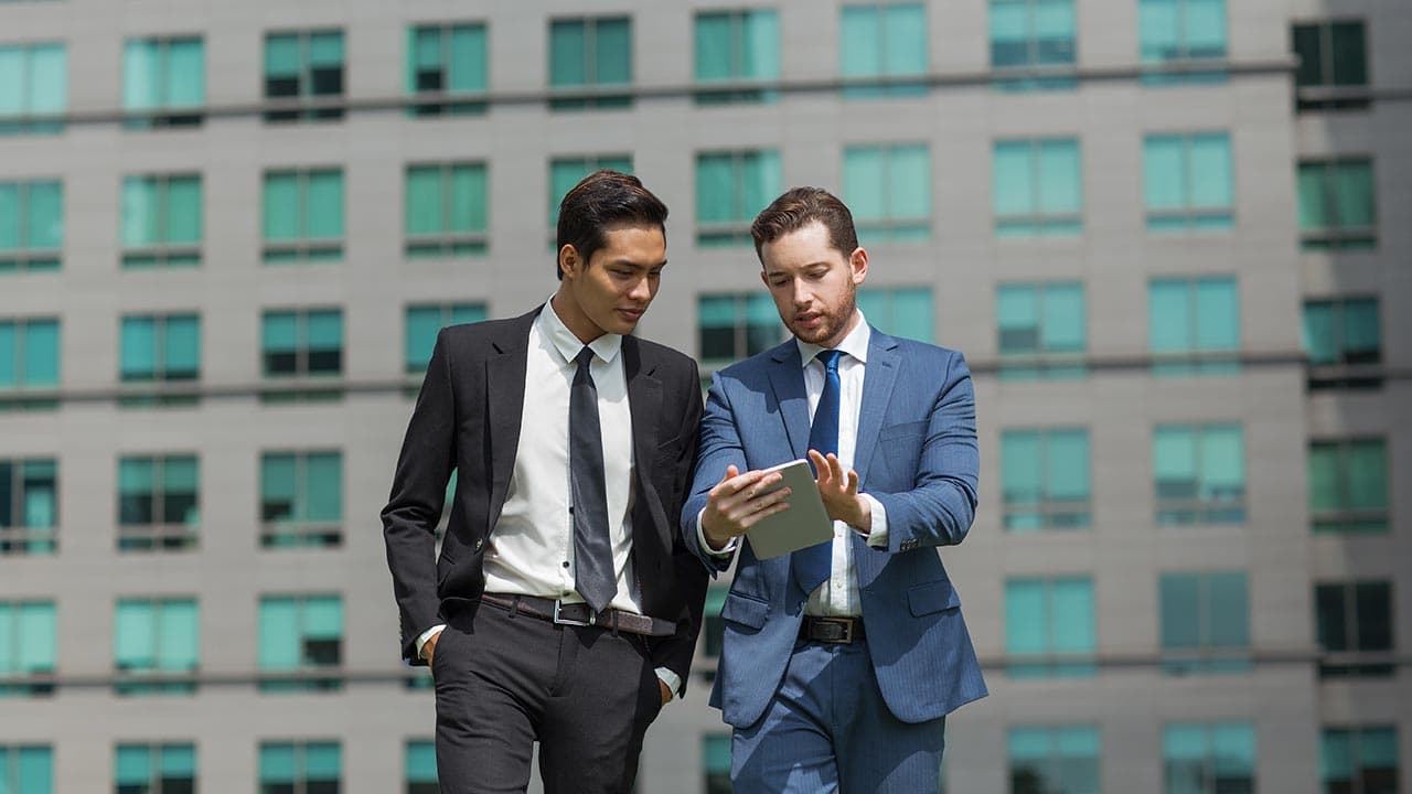 আকর্ষণীয় মানুষ হতে চাইলে যা করবেন- খবরের থাম্বনেইল ফটো