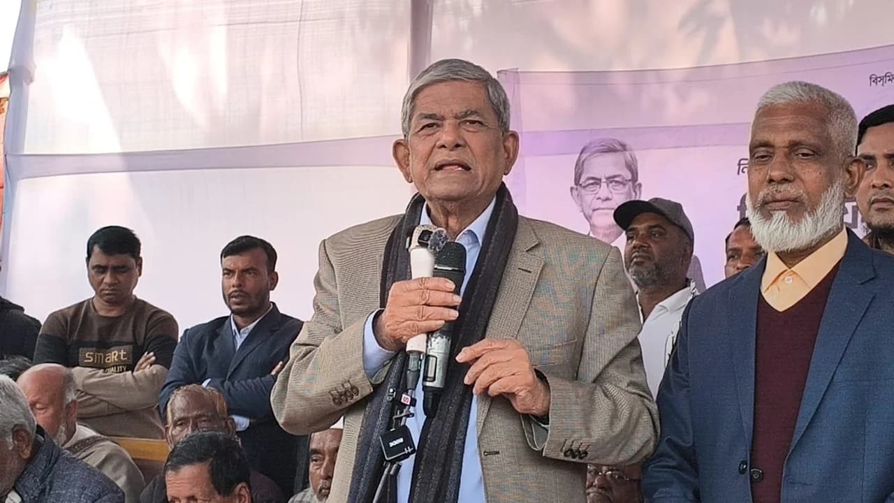 আমাদের শুধু তাড়িয়ে নিয়ে বেড়াতো, আমার বিরুদ্ধে ১১৭টা মামলা দিয়েছিল: মির্জা ফখরুল- খবরের থাম্বনেইল ফটো