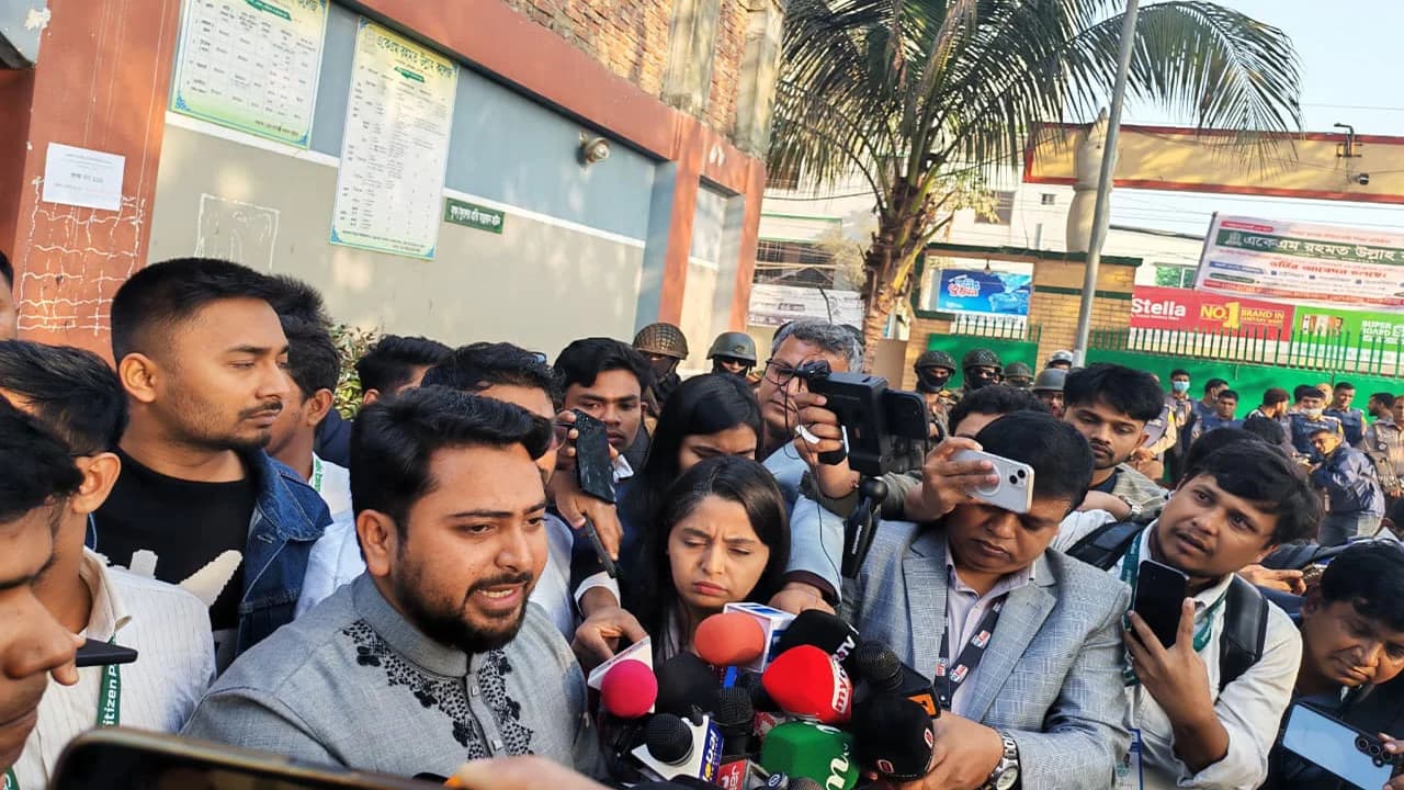 সরকার গঠনের দ্বারপ্রান্তে আমরা: নাহিদ ইসলাম- খবরের থাম্বনেইল ফটো