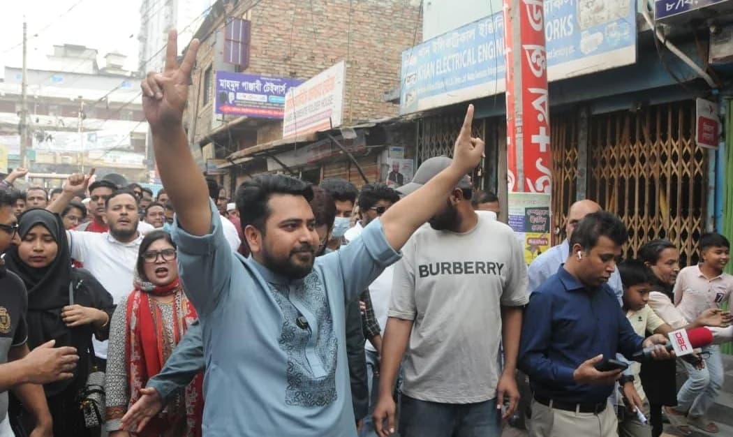 নির্বাচন নিয়ে ভারত আবার  ষড়যন্ত্র করছে : নাহিদ- খবরের থাম্বনেইল ফটো