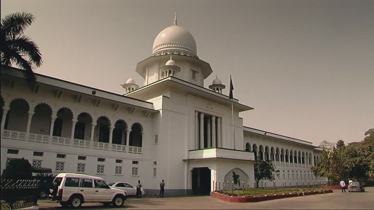 রমজান মাসে সকল সরকারি-বেসরকারি স্কুল বন্ধ রাখতে হাইকোর্টের নির্দেশ- খবরের থাম্বনেইল ফটো