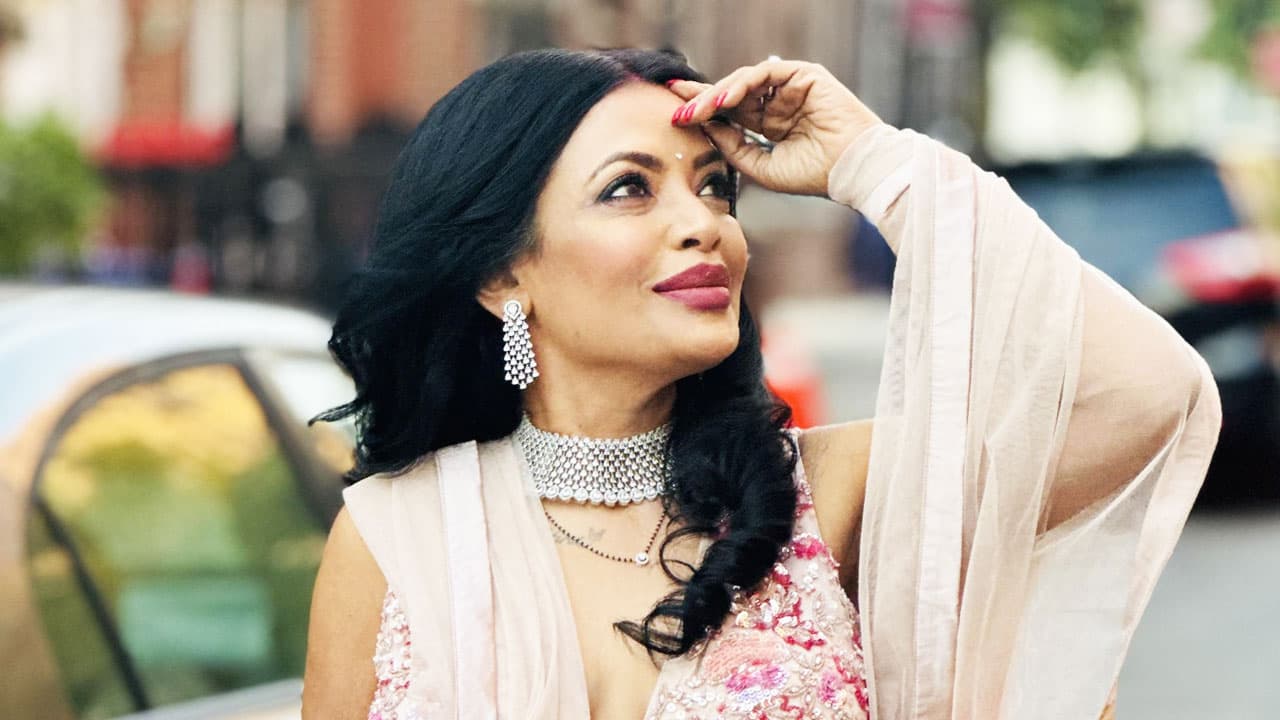 দীর্ঘদিন পর দেশের মাটিতে তমালিকা, আপ্লুত অভিনেত্রী- খবরের থাম্বনেইল ফটো