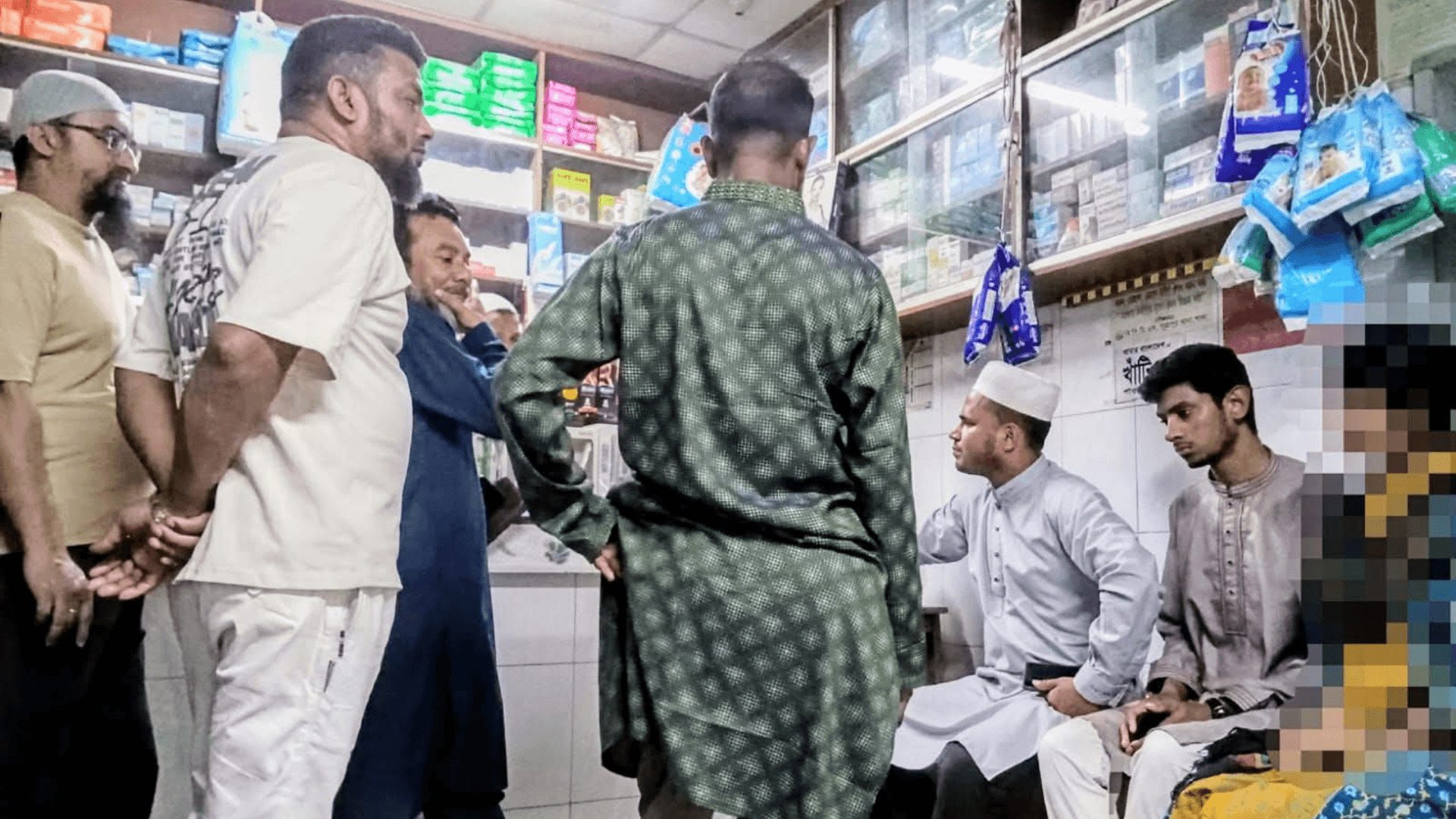 জবিতে নারী শিক্ষার্থীর সঙ্গে অসদাচরণ, জকসুর তাৎক্ষণিক হস্তক্ষেপে সমাধান - খবরের থাম্বনেইল ফটো