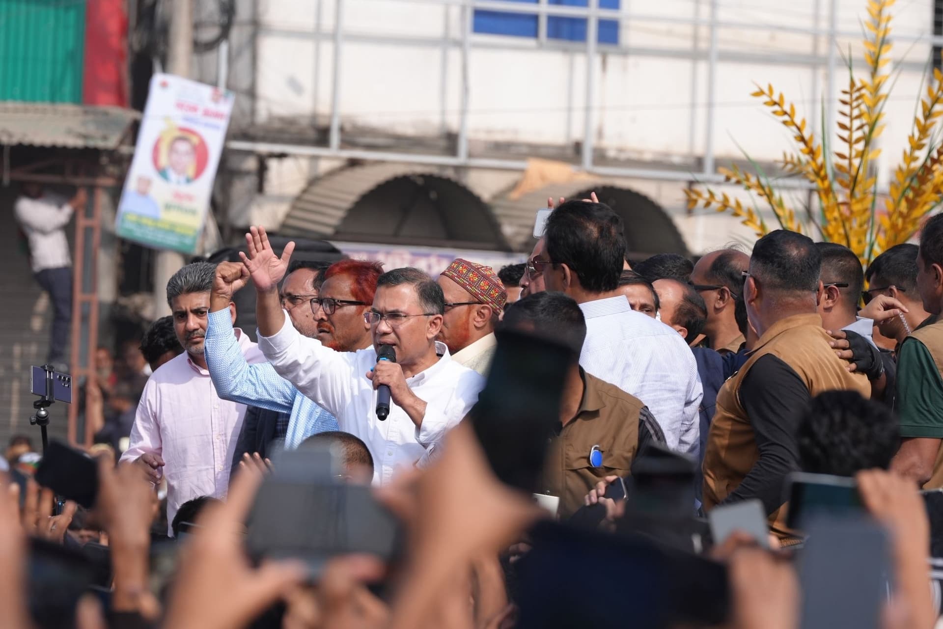 বিএনপি সরকার গঠন করলে নারীর অর্থনৈতিক ক্ষমতায়ন নিশ্চিত হবে: তারেক রহমান- খবরের থাম্বনেইল ফটো