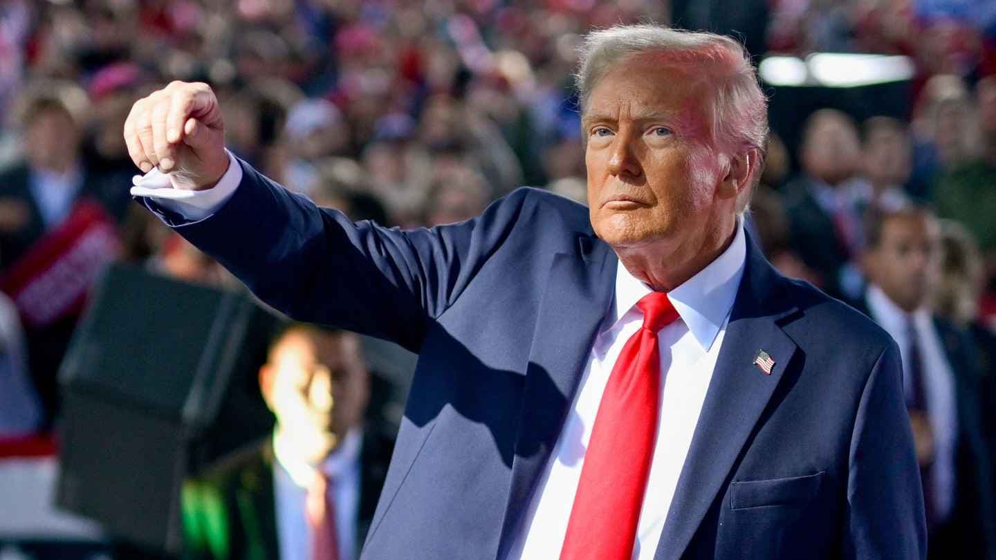 ইরানের কাছে কোনো পারমাণবিক অস্ত্র নেই: ট্রাম্প- খবরের থাম্বনেইল ফটো