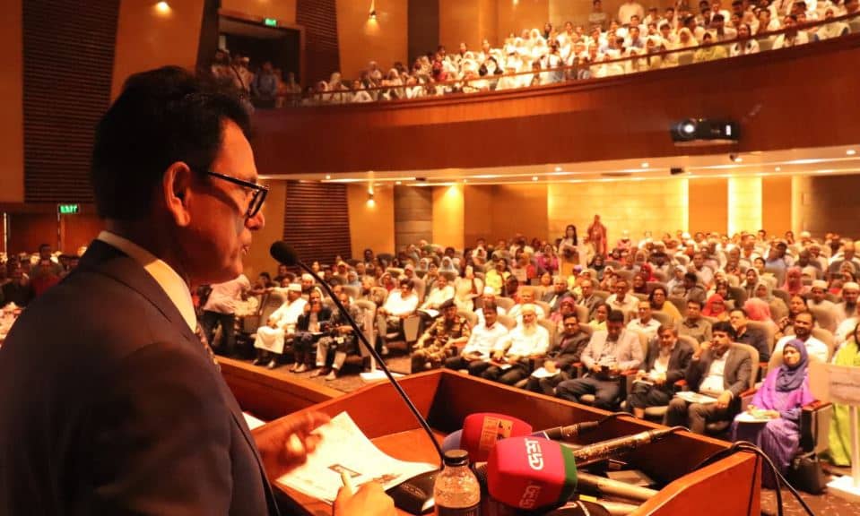 রাজধানীর কিছু স্কুলে পরীক্ষামূলক অনলাইন ক্লাস চালুর পরিকল্পনা সরকারের: শিক্ষামন্ত্রী- খবরটির স্থিরচিত্র