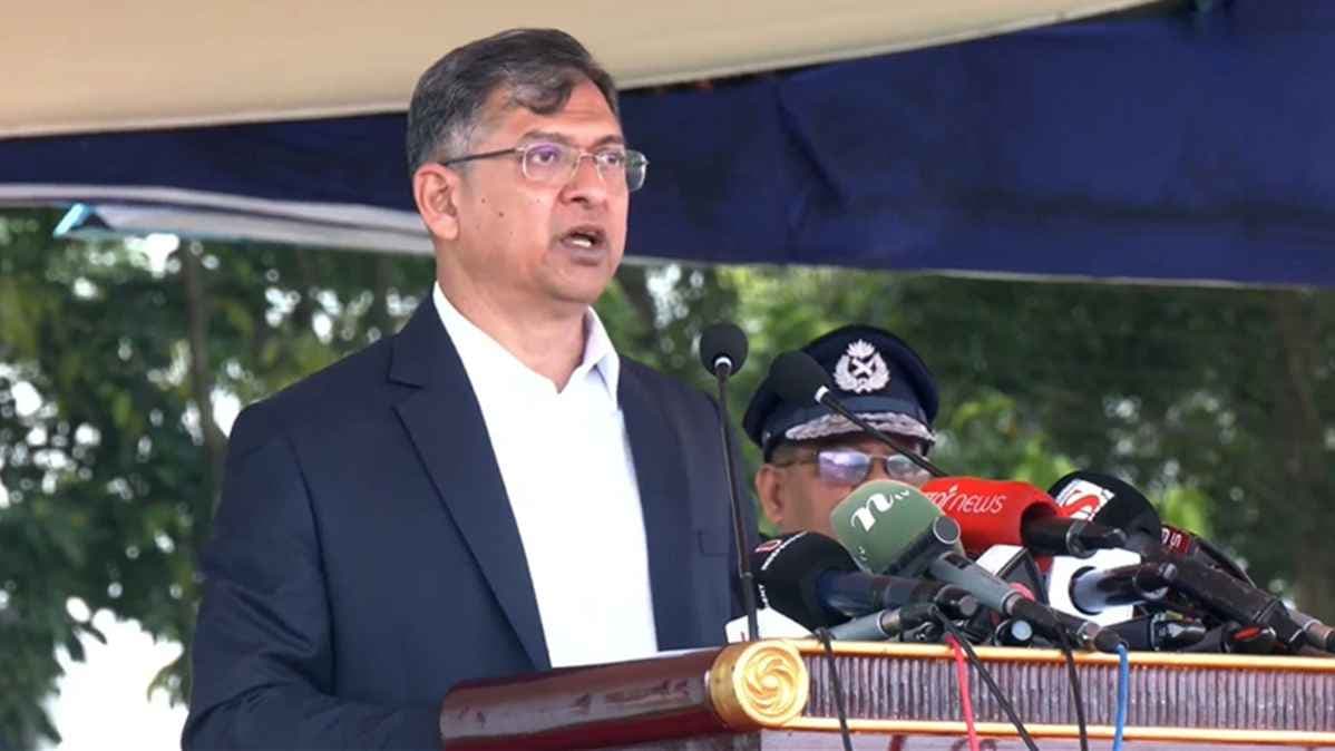 ‘পুলিশ হবে জনগণের বন্ধু, কোনো বিশেষ দলের লাঠিয়াল বাহিনী নয়’- খবরের থাম্বনেইল ফটো