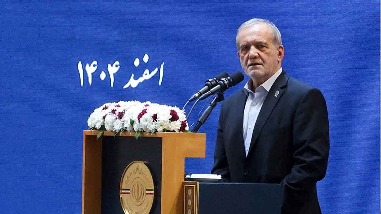 মার্কিনিদের উদ্দেশে খোলা চিঠিতে যা বললেন ইরানের প্রেসিডেন্ট- খবরের থাম্বনেইল ফটো