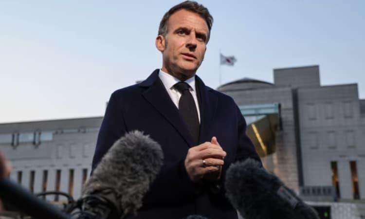 হরমুজ প্রণালীকে মুক্ত করতে সামরিক অভিযান ‘অবাস্তব’: মাখোঁ- খবরের থাম্বনেইল ফটো