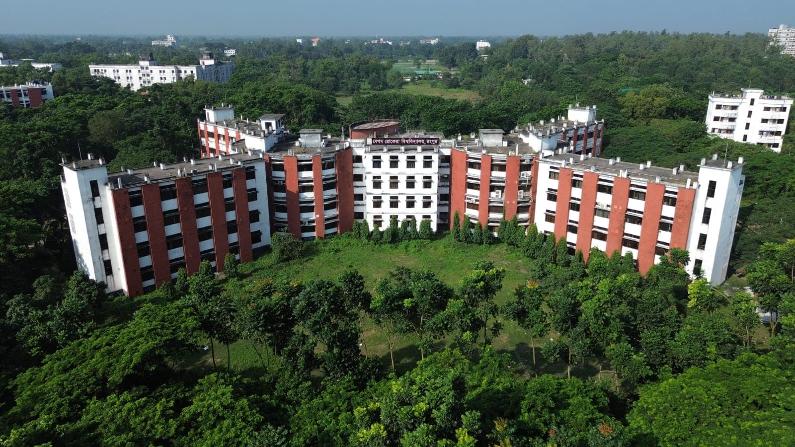 বেরোবিতে চুরি যেন থামছেই না - খবরের থাম্বনেইল ফটো